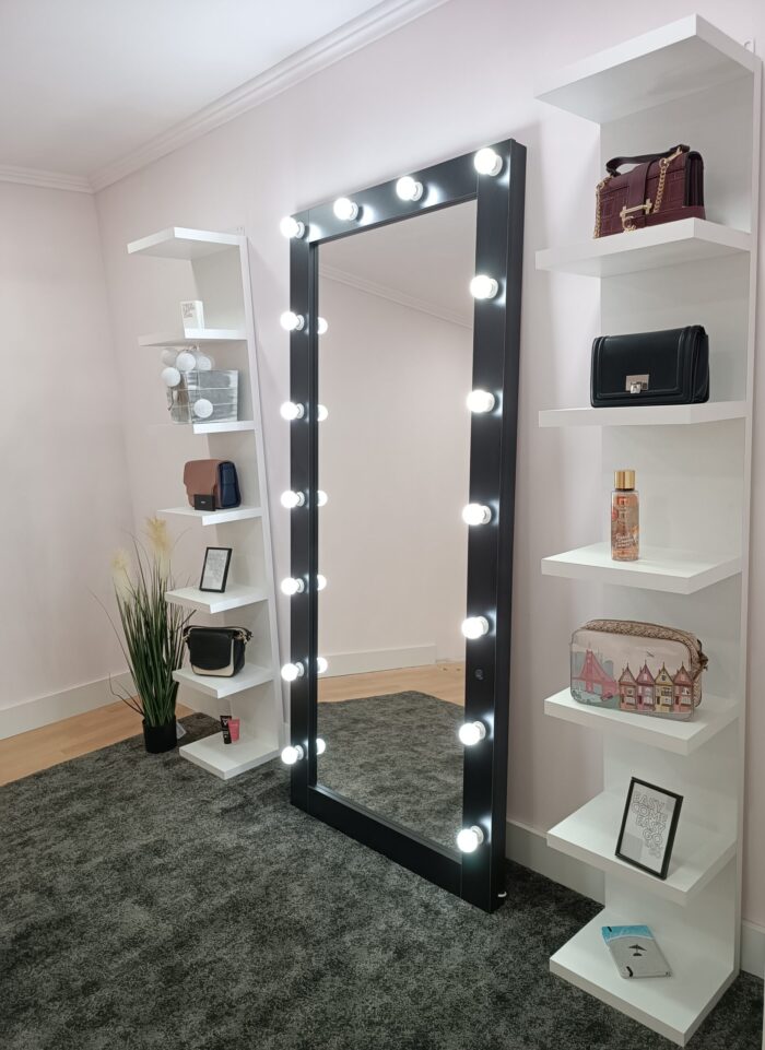 wall vanity mirror