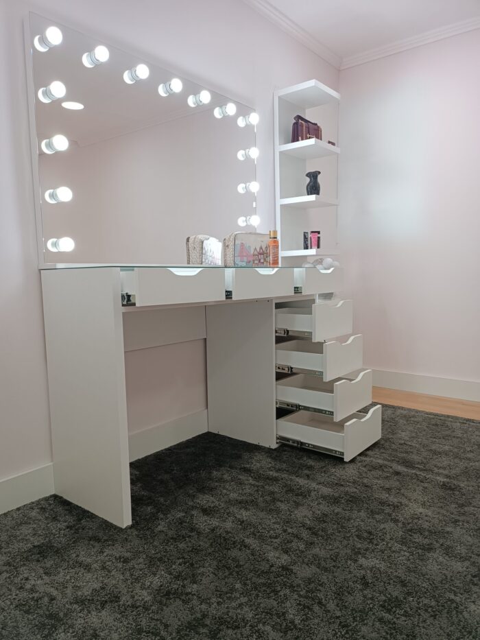 makeup desk with mirror