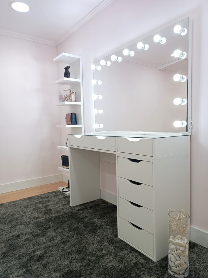 makeup desk with mirror