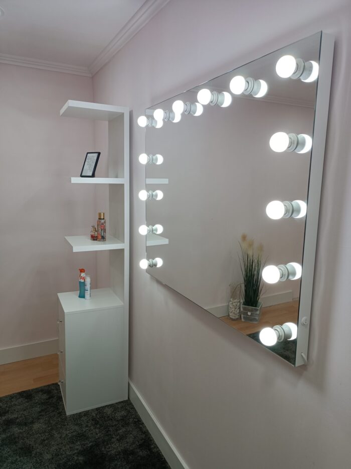 mirror with lights