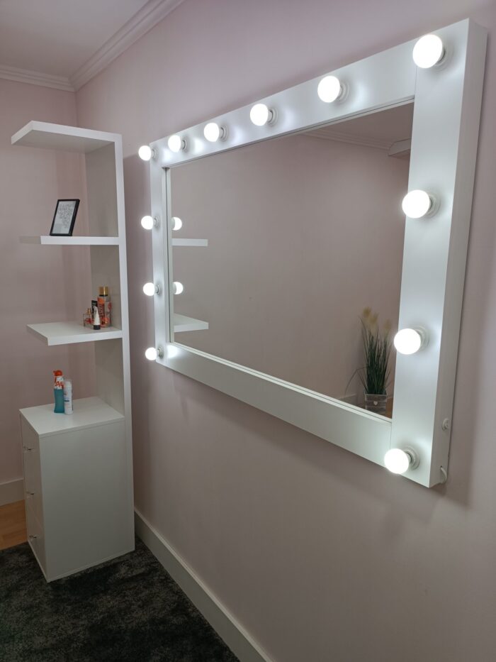 led mirror