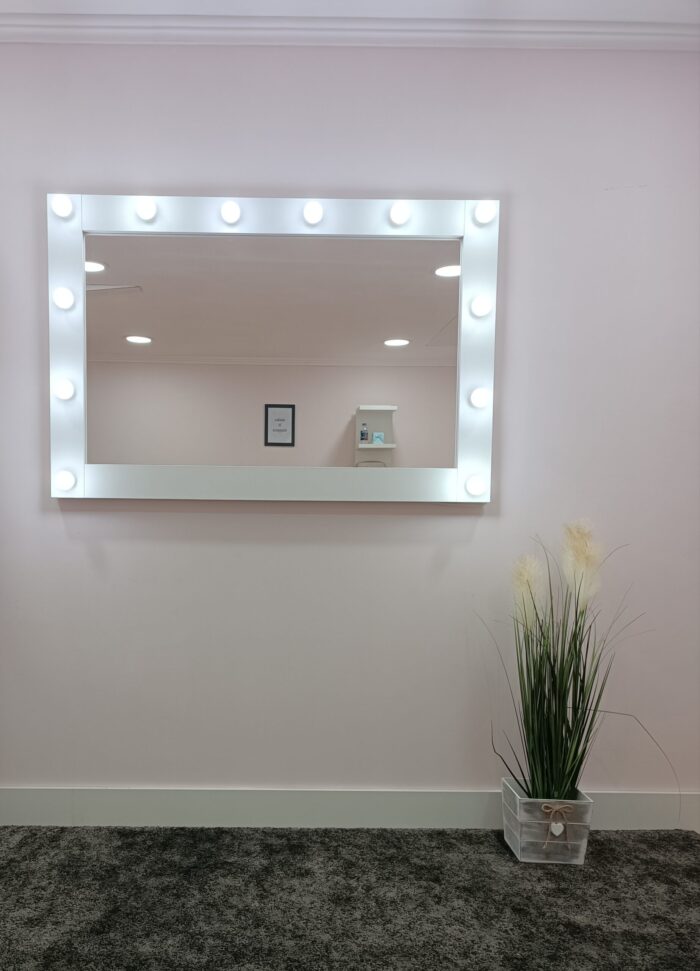 led mirror