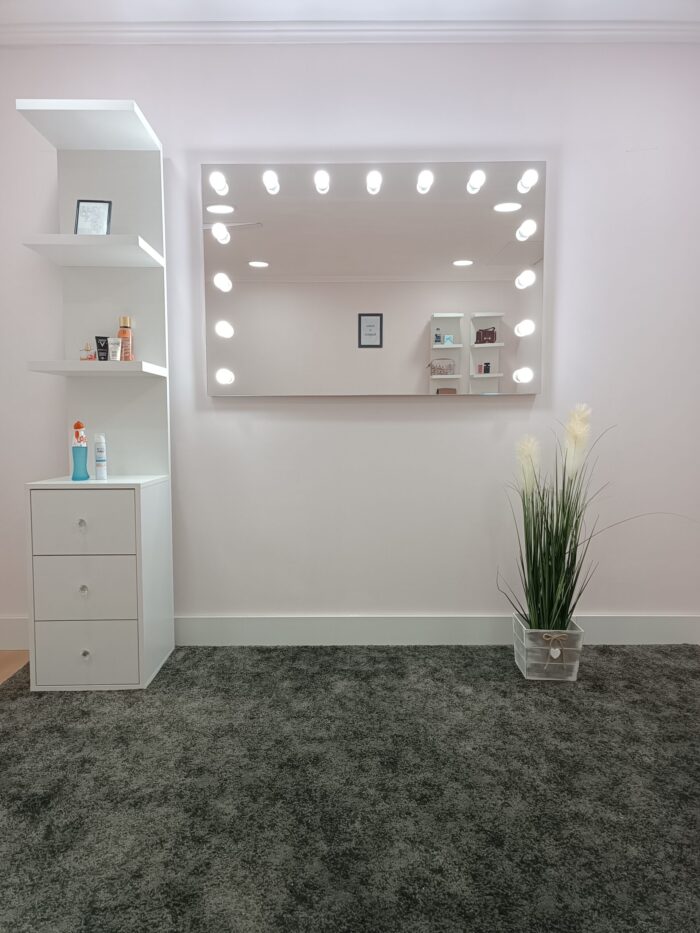 led makeup mirror